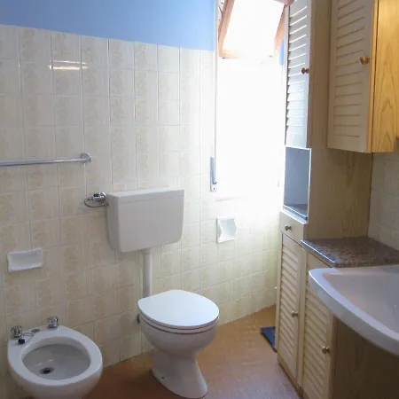 Pineta Lovable Seaview Apartamento Grado